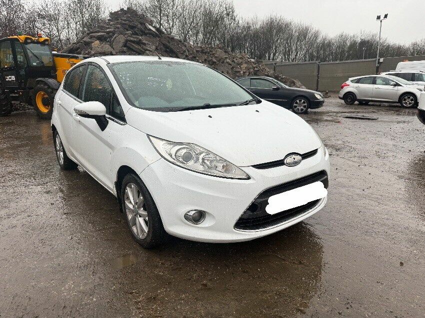 2009 FORD FIESTA