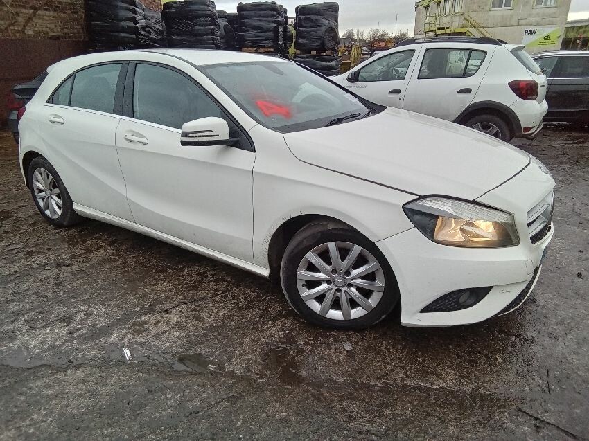 2014 MERCEDES A-CLASS