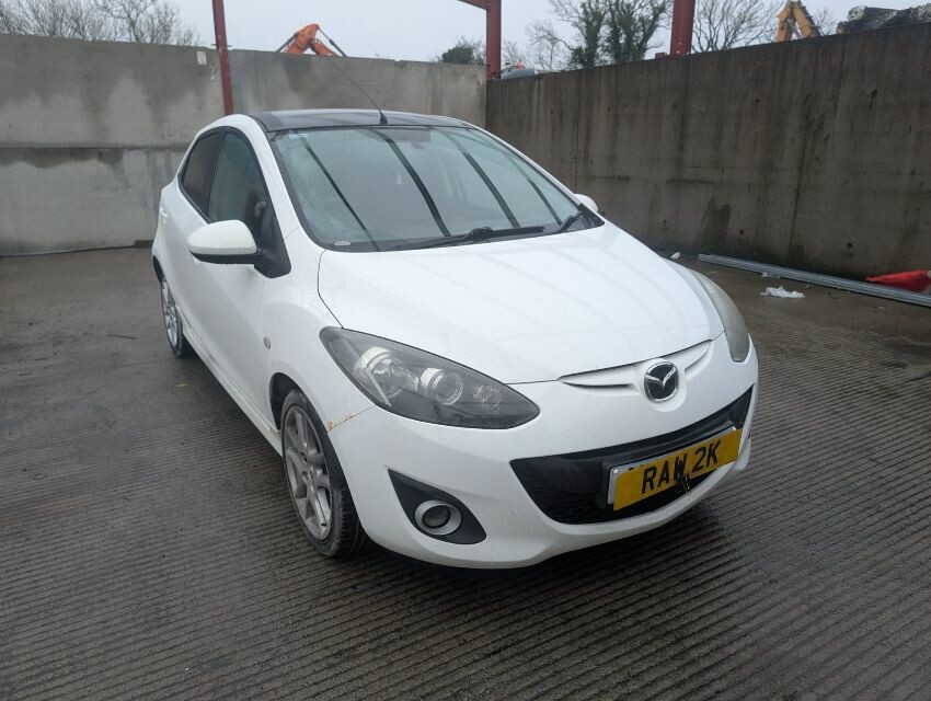 2012 MAZDA 2