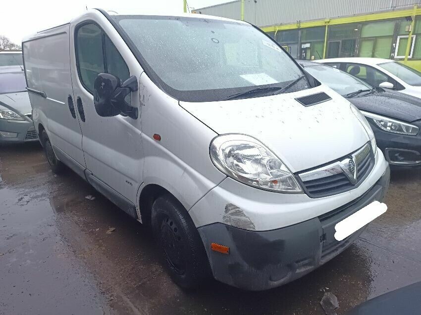 2014 VAUXHALL VIVARO