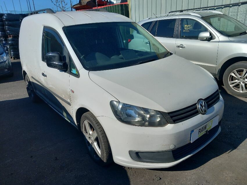 2014 VOLKSWAGEN CADDY
