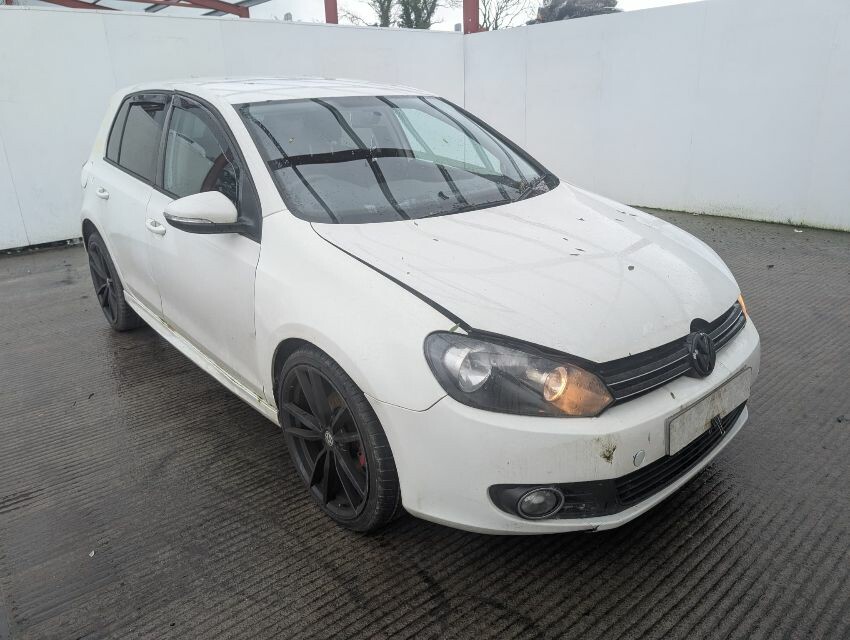 2012 VOLKSWAGEN GOLF