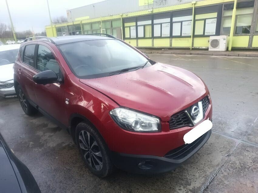 2013 NISSAN QASHQAI