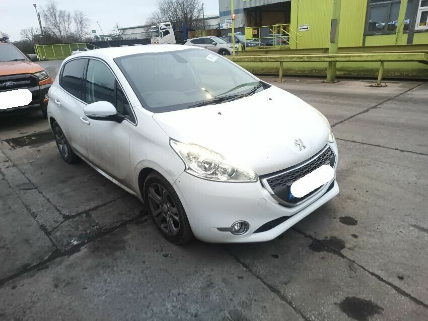 2012 PEUGEOT 208