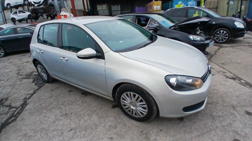 2009 VOLKSWAGEN GOLF