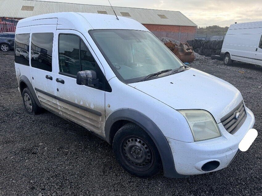 2009 FORD TOURNEO CONNECT