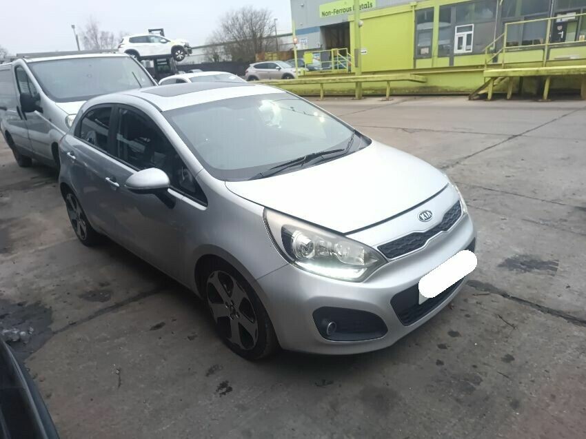 2014 KIA RIO