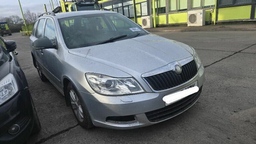2010 SKODA OCTAVIA