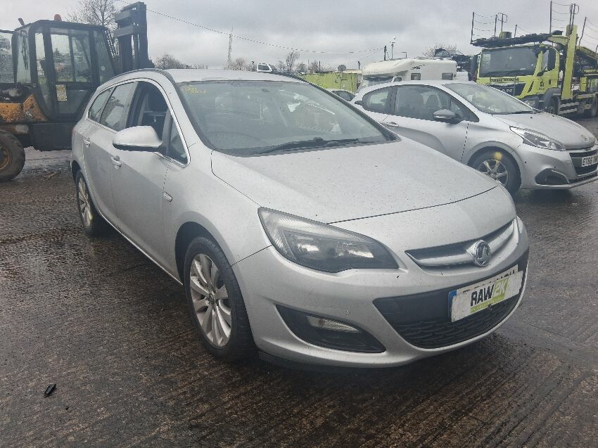 2014 VAUXHALL ASTRA