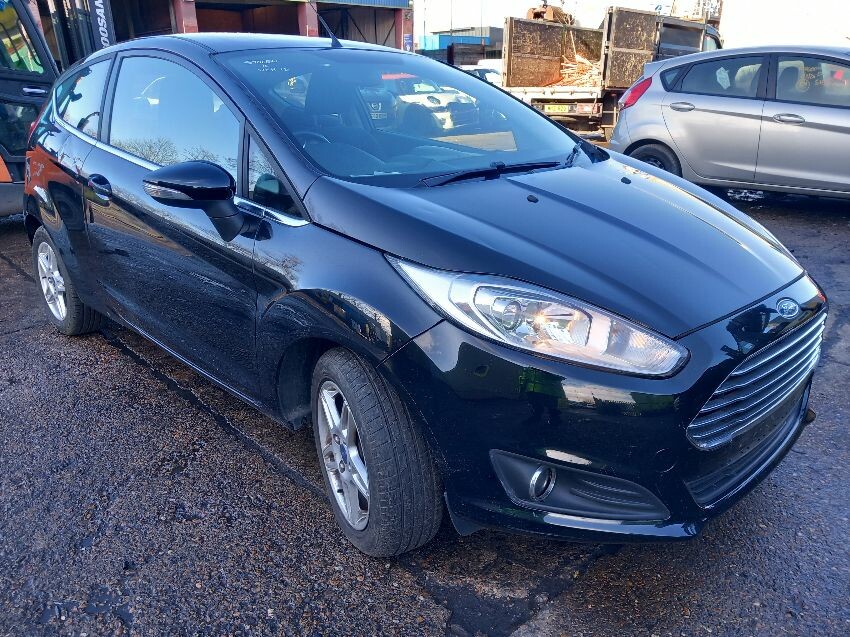 2013 FORD FIESTA
