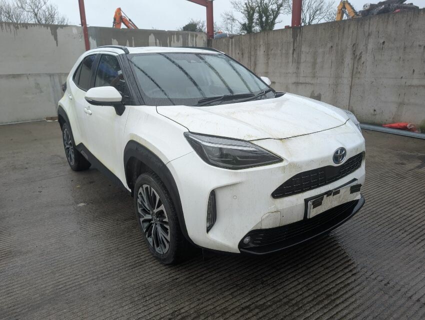 2023 TOYOTA YARIS CROSS