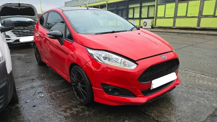 2015 FORD FIESTA