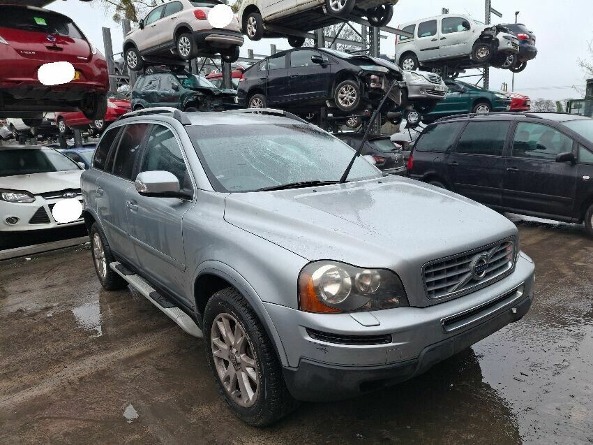 2010 VOLVO XC90
