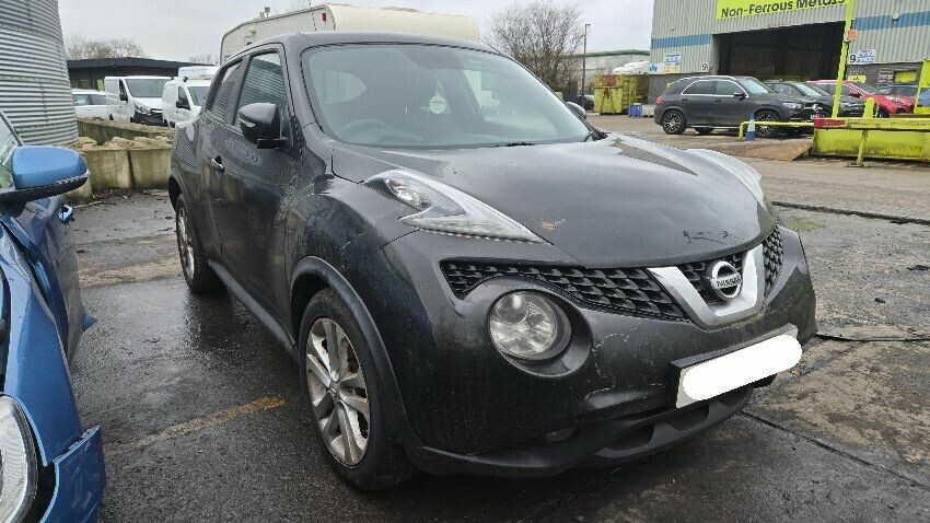 2015 NISSAN JUKE