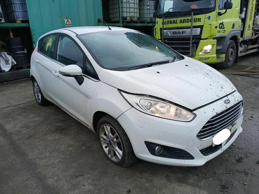 2014 FORD FIESTA