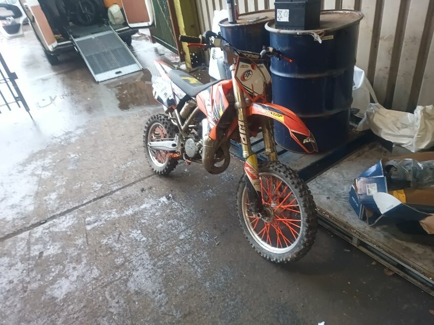  KTM MOTORCYCLE