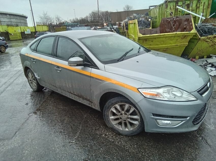 2012 FORD MONDEO