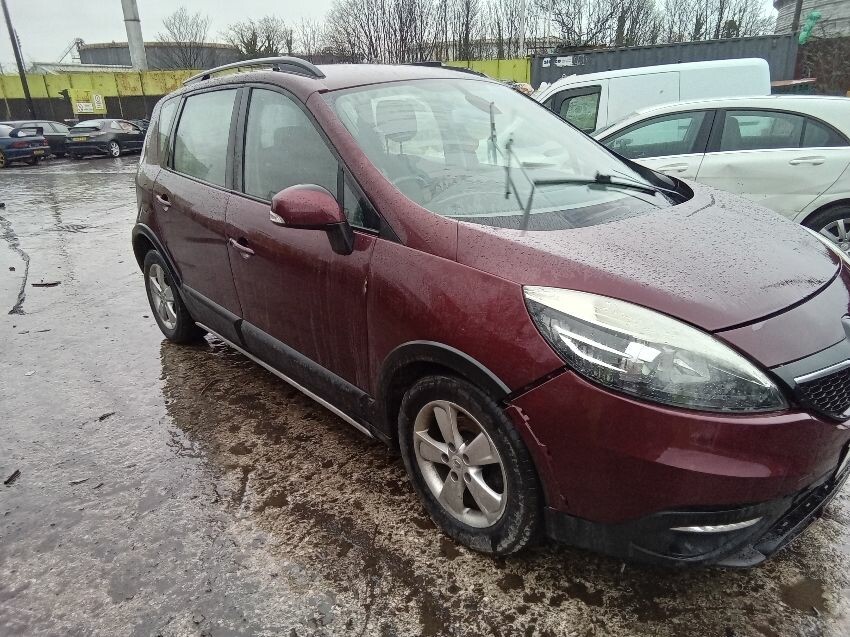 2013 RENAULT SCENIC