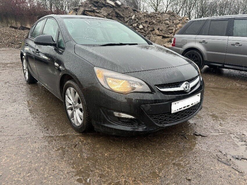 2012 VAUXHALL ASTRA