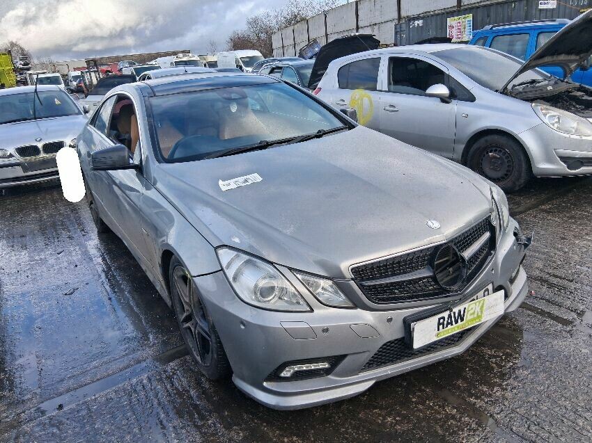 2010 MERCEDES E-CLASS