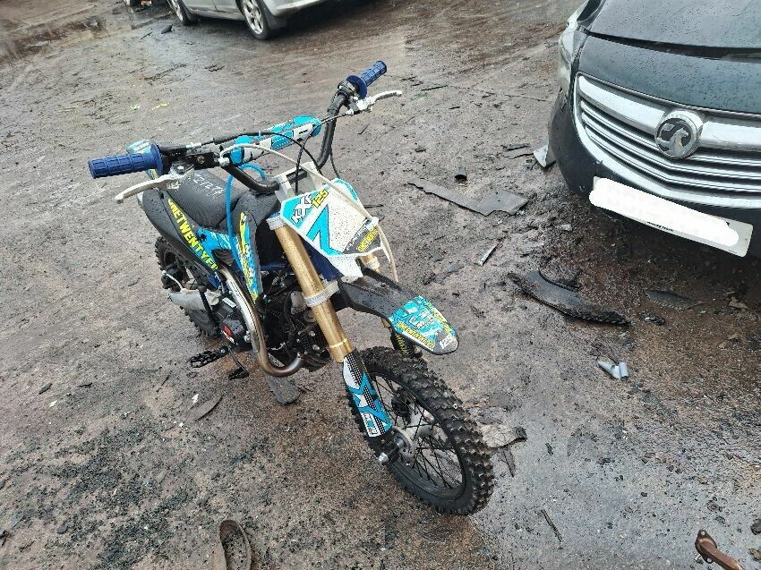  MOTORCYCLE MOTORCYCLE