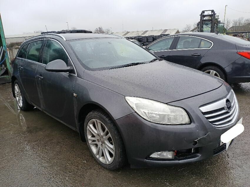 2009 VAUXHALL INSIGNIA