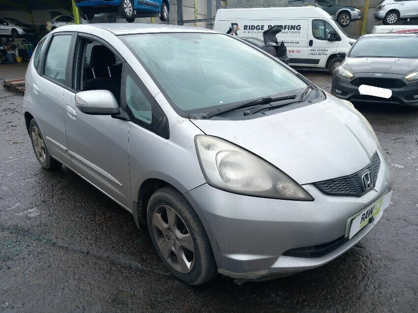 2009 HONDA JAZZ