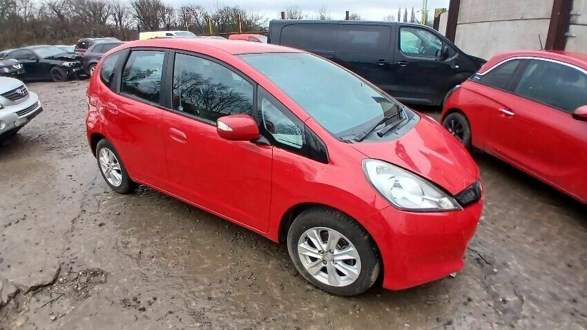 2012 HONDA JAZZ