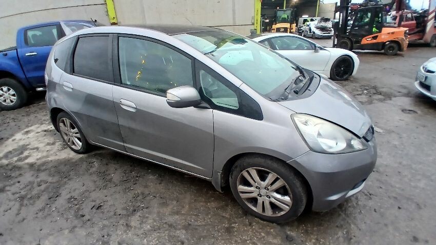 2009 HONDA JAZZ