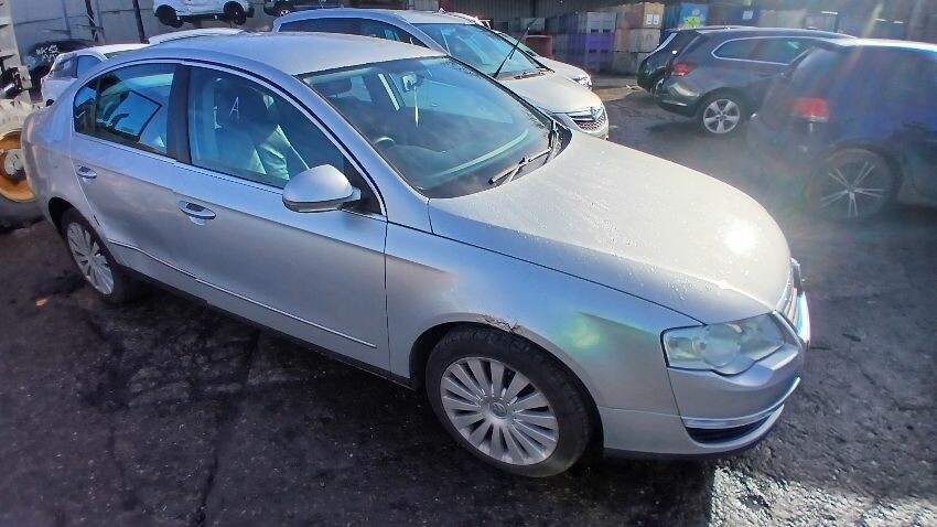 2008 VOLKSWAGEN PASSAT