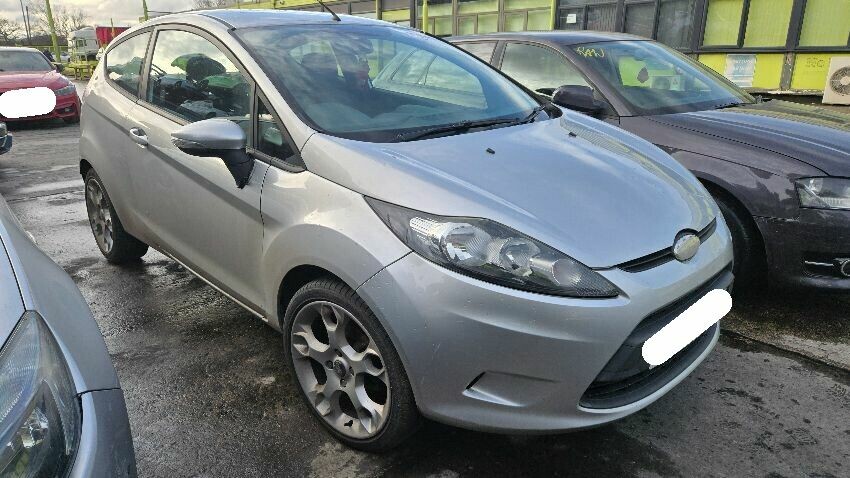 2009 FORD FIESTA