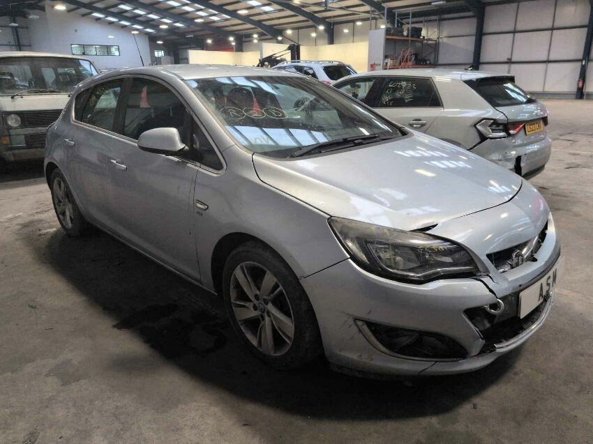 2014 VAUXHALL ASTRA
