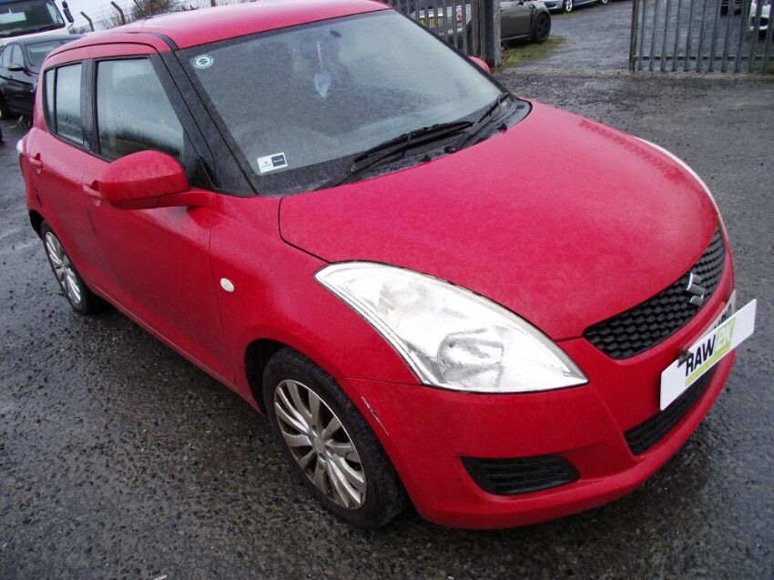2011 SUZUKI SWIFT