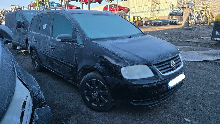 2006 VOLKSWAGEN TOURAN