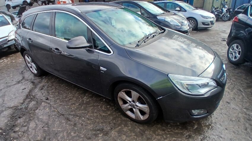 2012 VAUXHALL ASTRA