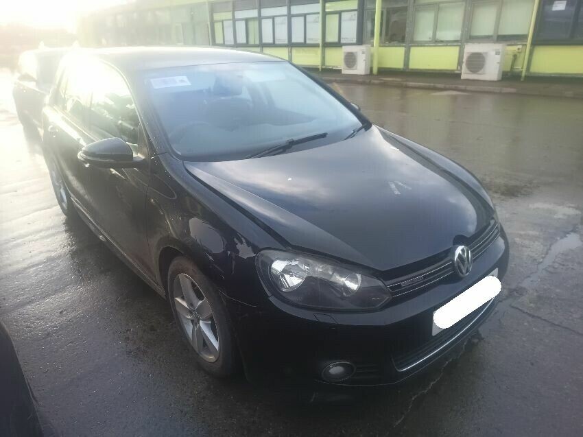 2010 VOLKSWAGEN GOLF