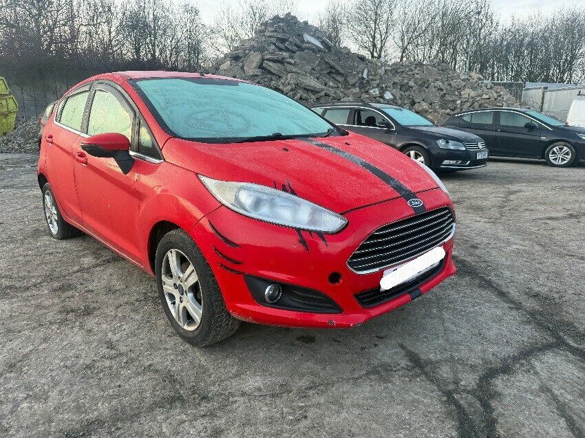 2015 FORD FIESTA
