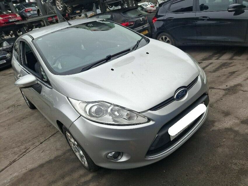 2011 FORD FIESTA