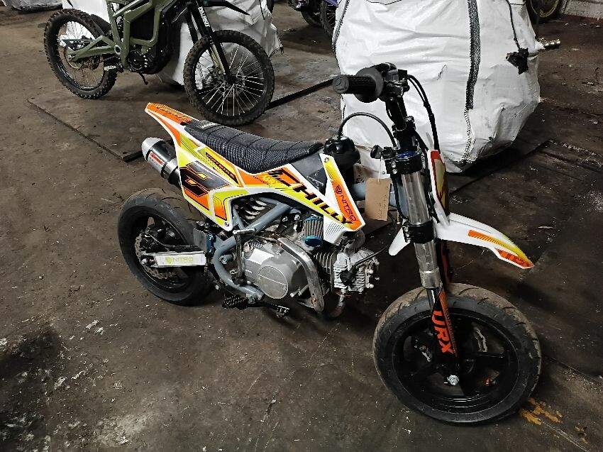  MOTORCYCLE OFF ROAD MOTORCYCLE