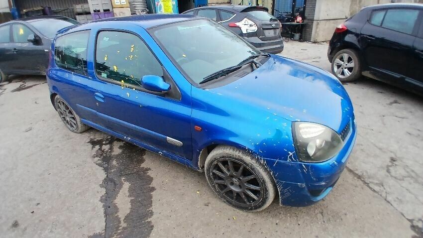 2003 RENAULT CLIO