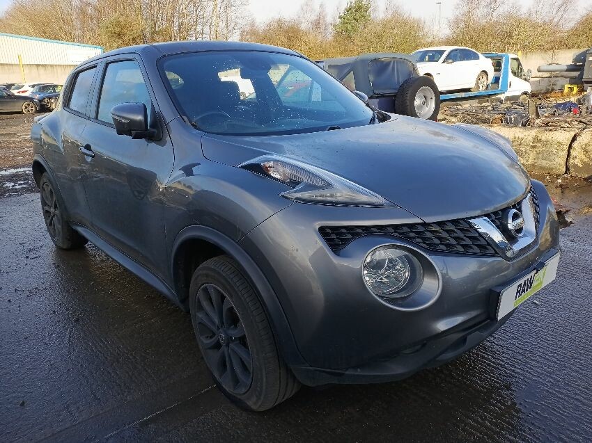 2015 NISSAN JUKE