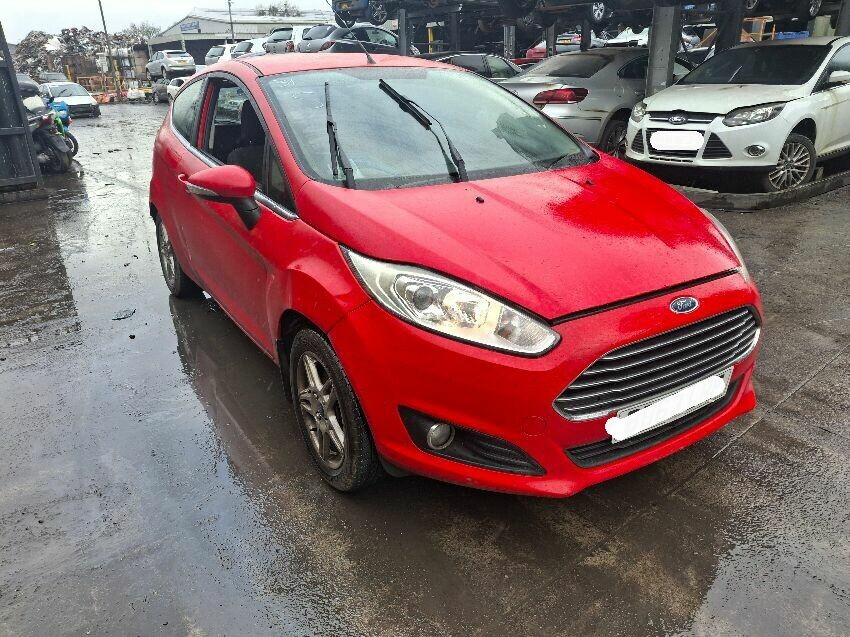 2013 FORD FIESTA