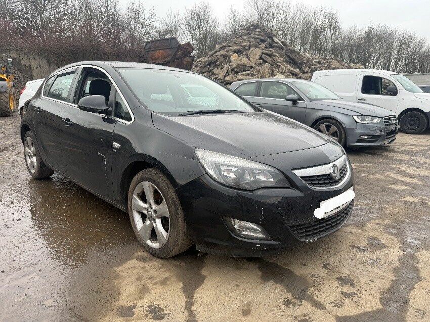 2012 VAUXHALL ASTRA