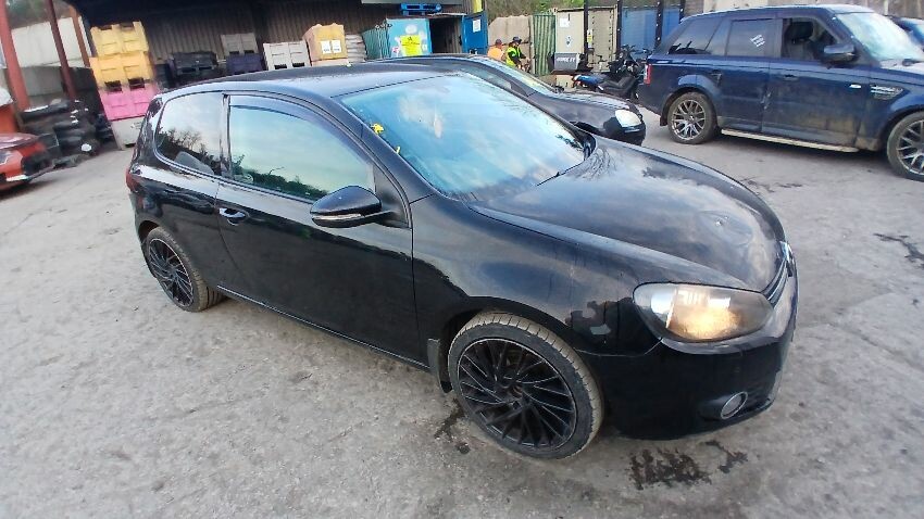 2010 VOLKSWAGEN GOLF