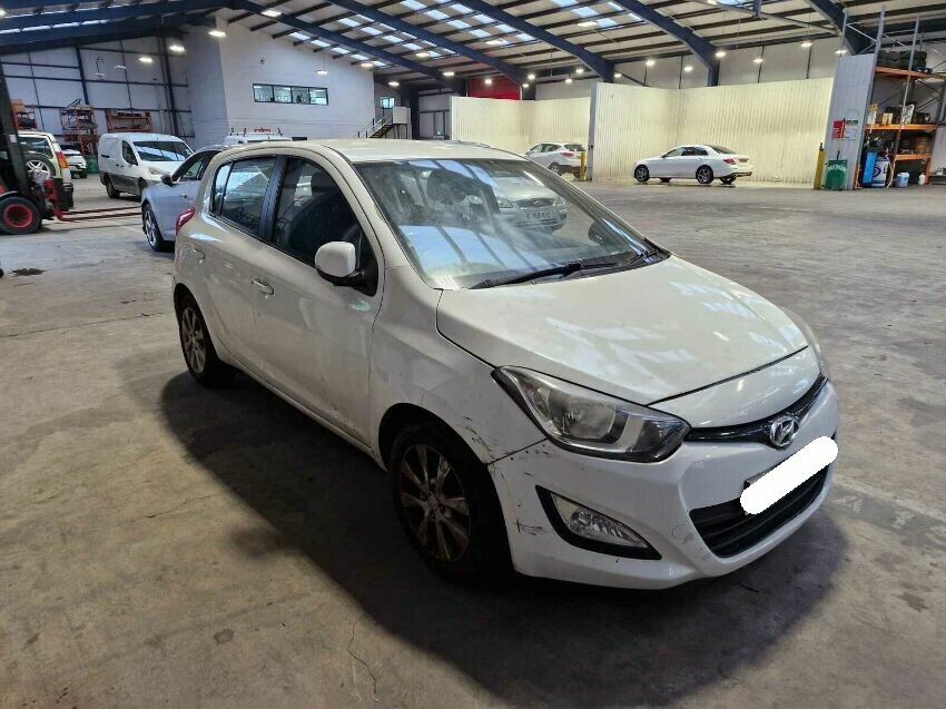 2013 HYUNDAI I20
