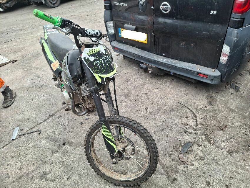  MOTORCYCLE MOTORCYCLE