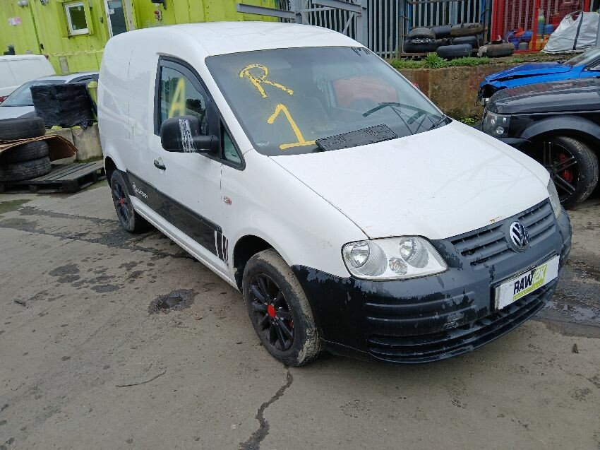 2010 VOLKSWAGEN CADDY
