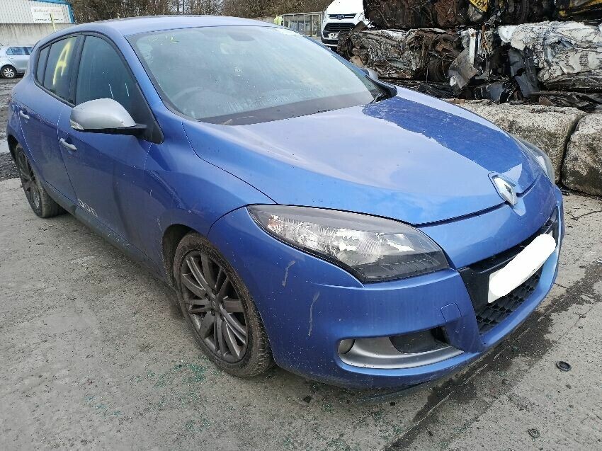 2011 RENAULT MEGANE