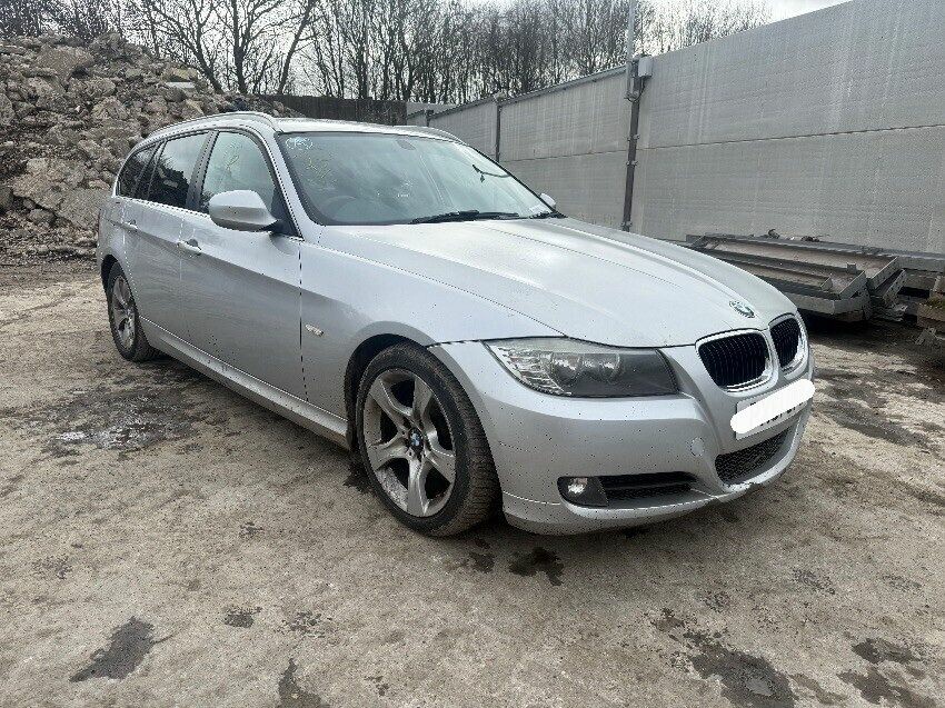 2011 BMW 3 SERIES