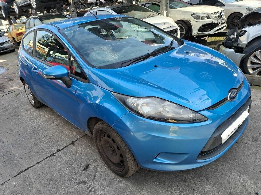2011 FORD FIESTA